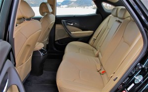 2014 Azera rear seat