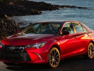 '15 Camry curb 1