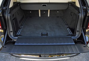 '15 X5 cargo area