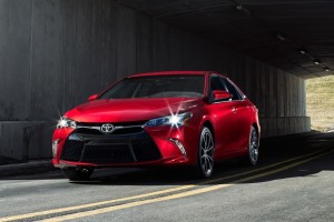 '15 Camry hybrid road 1