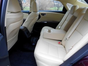 '16 Avalon back seats