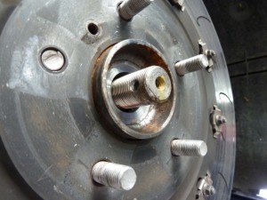 broken wheel stud