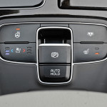 2014 Cadenza seat heaters close