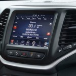 ’16 CHerokee LCD